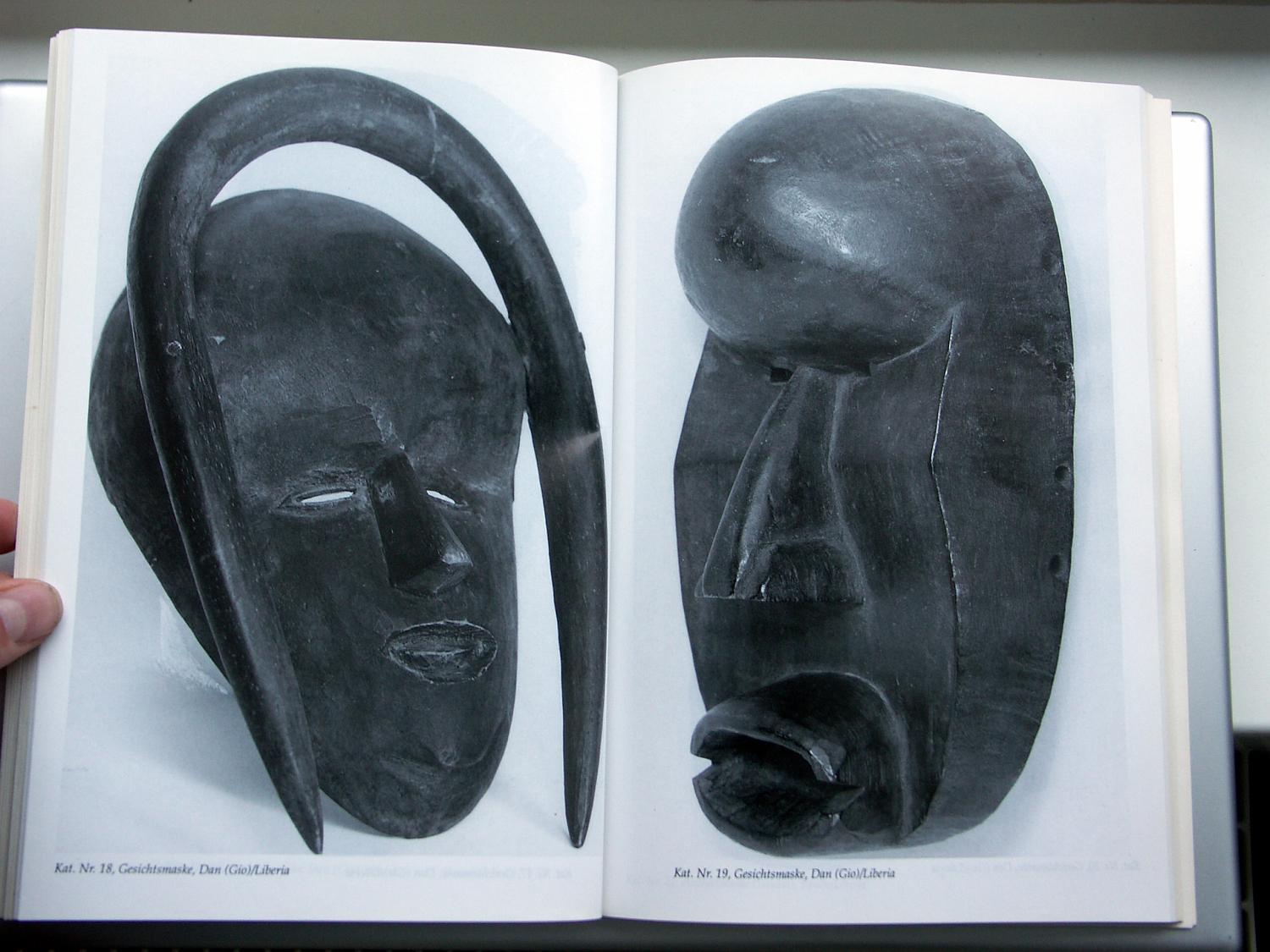 zz-akgö94,s.058 dan liberiaholz-maske